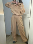 Conjunto Feminino Moletom com Calça Cargo e Blusa de Zíper